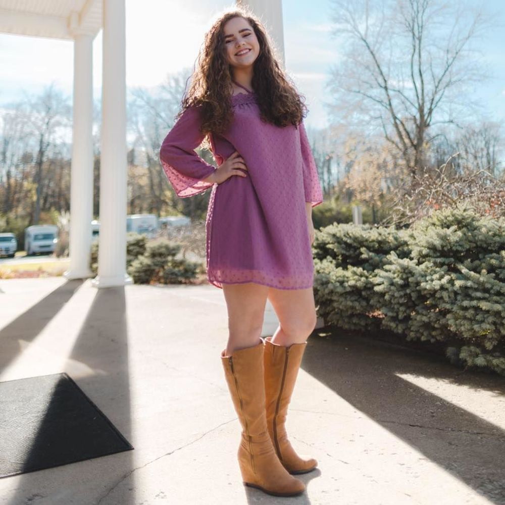 Meet your Posher, Hailey